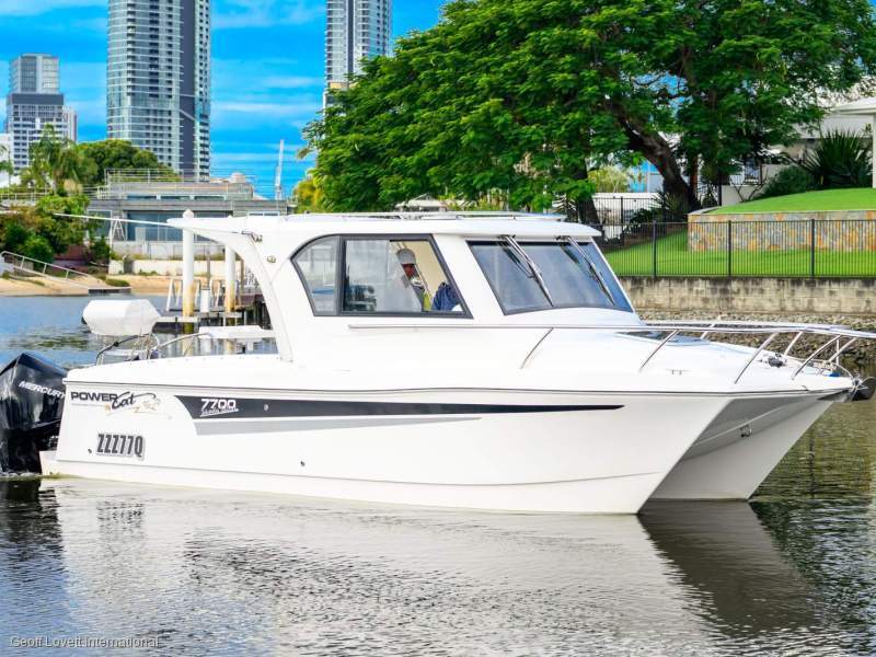 Powercat 7700 Sports Sedan