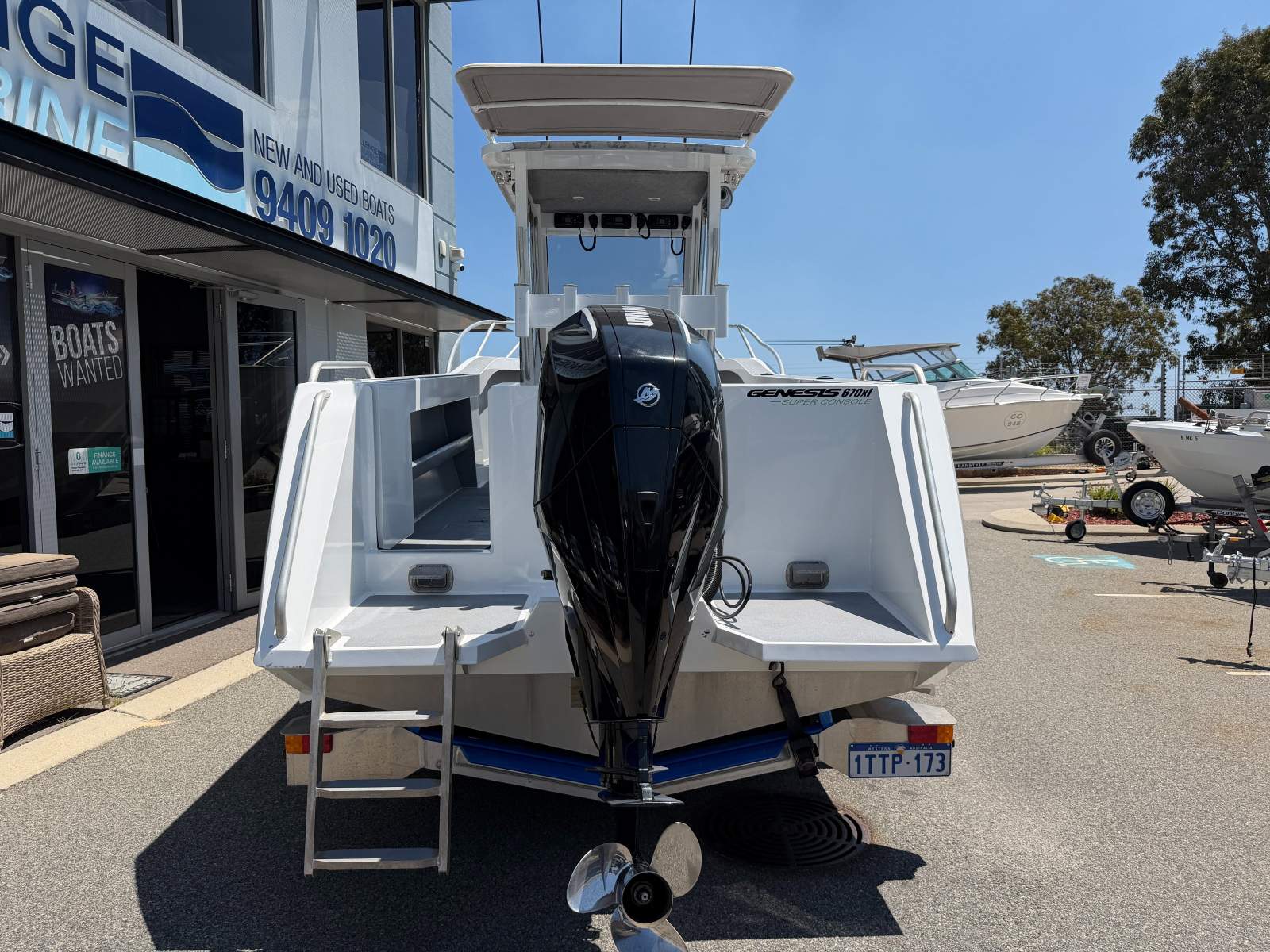 Genesis 670XL Super Console - With 225HP Mercury 4-Stroke