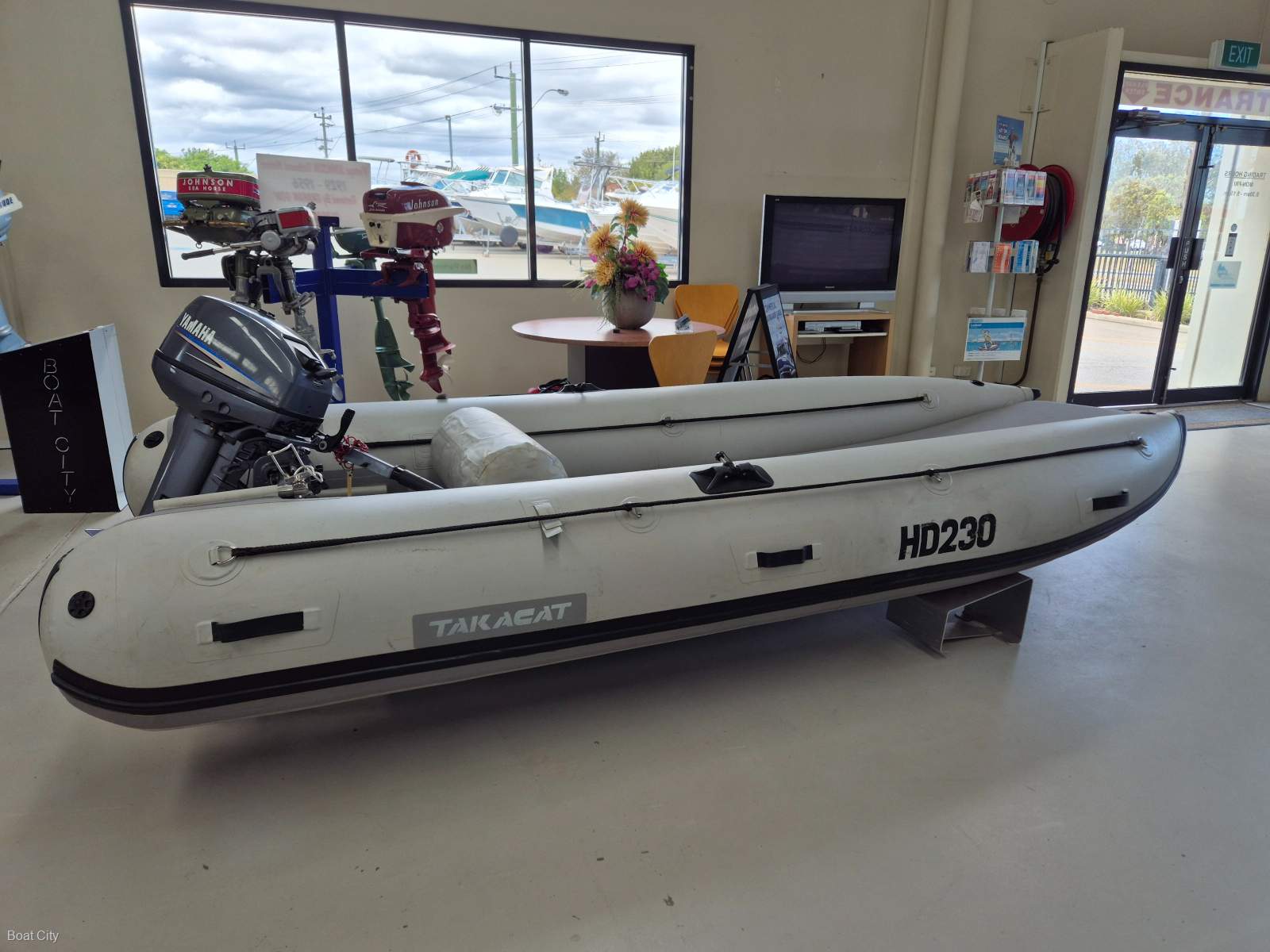 Takacat 340LX Hypalon