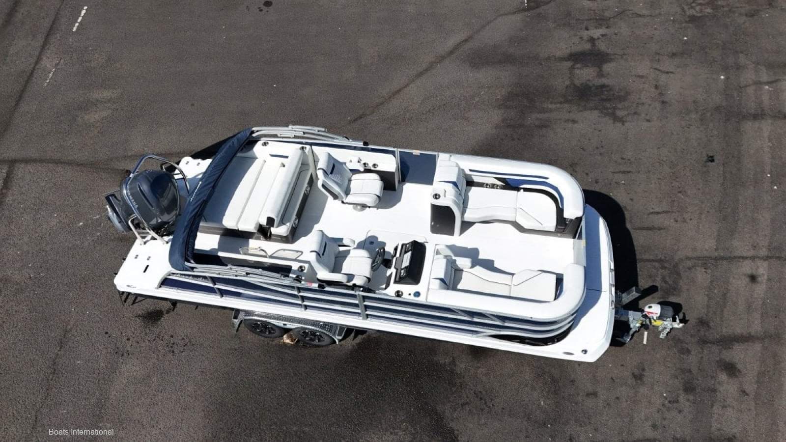 Hurricane Fundeck 236