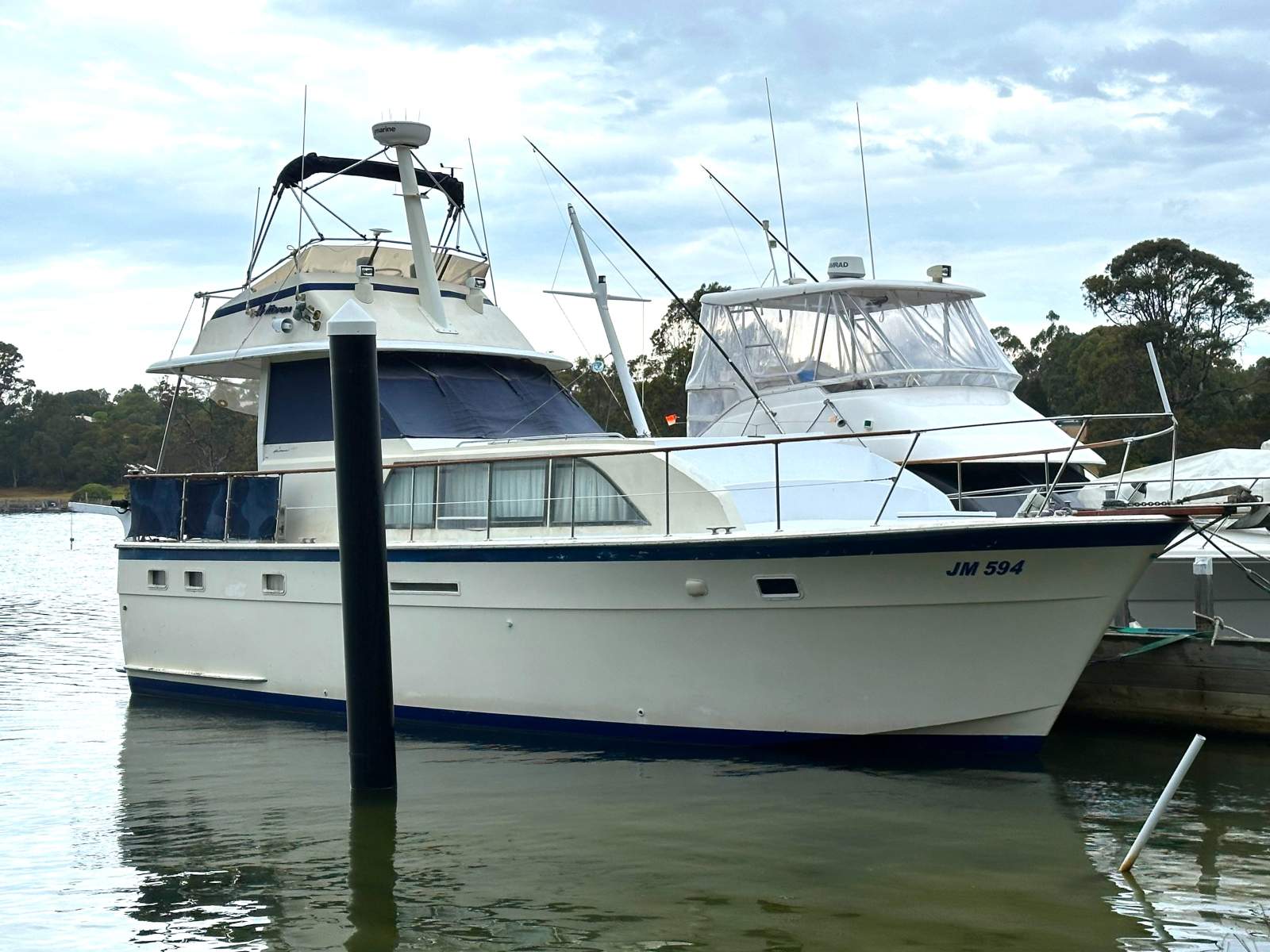 Hatteras 42