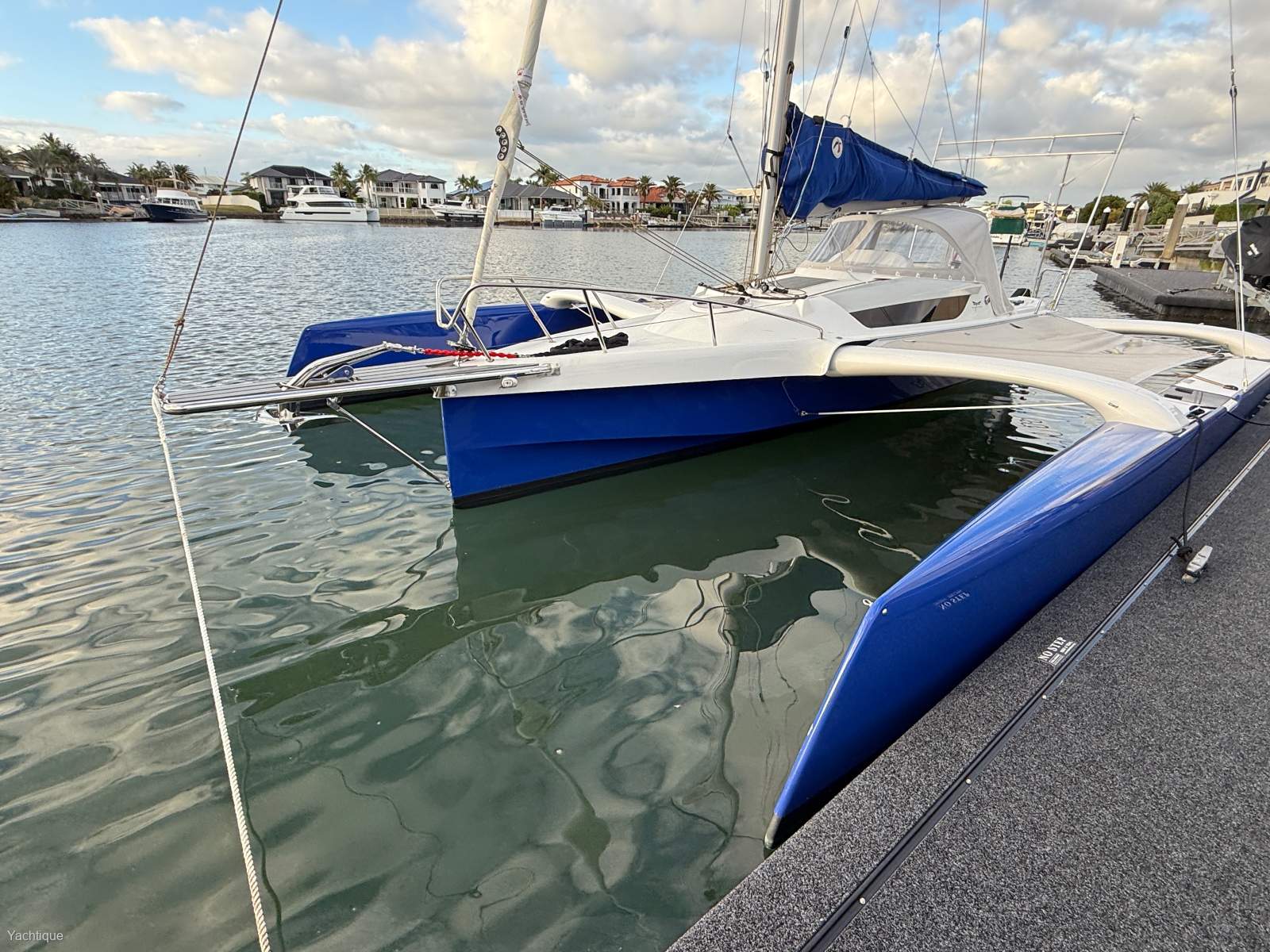 Dragonfly 25 Swing Wing Touring Pocket Rocket Trimaran