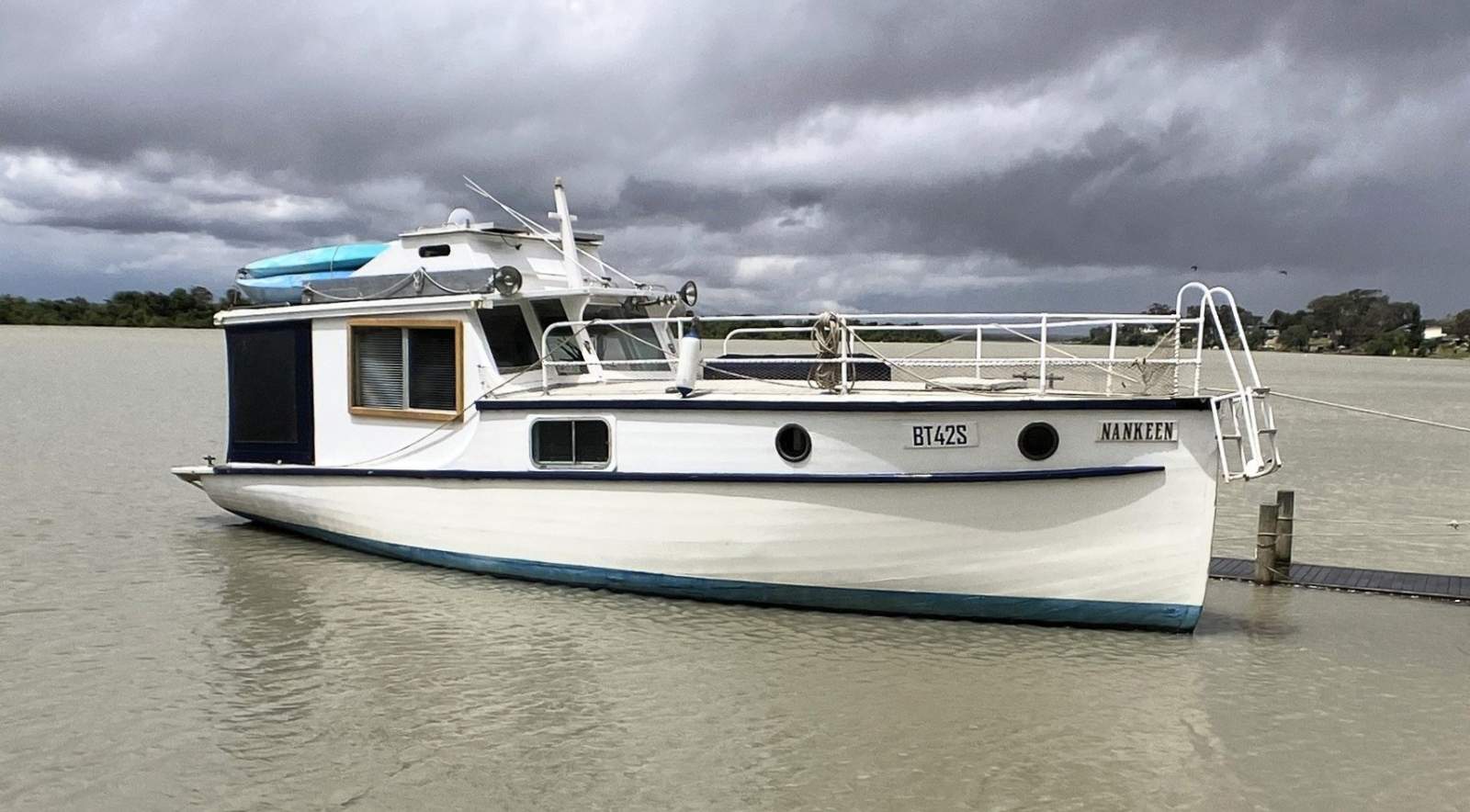 "Nankeen" Elegant Timber Cruiser, Beautifully Kept