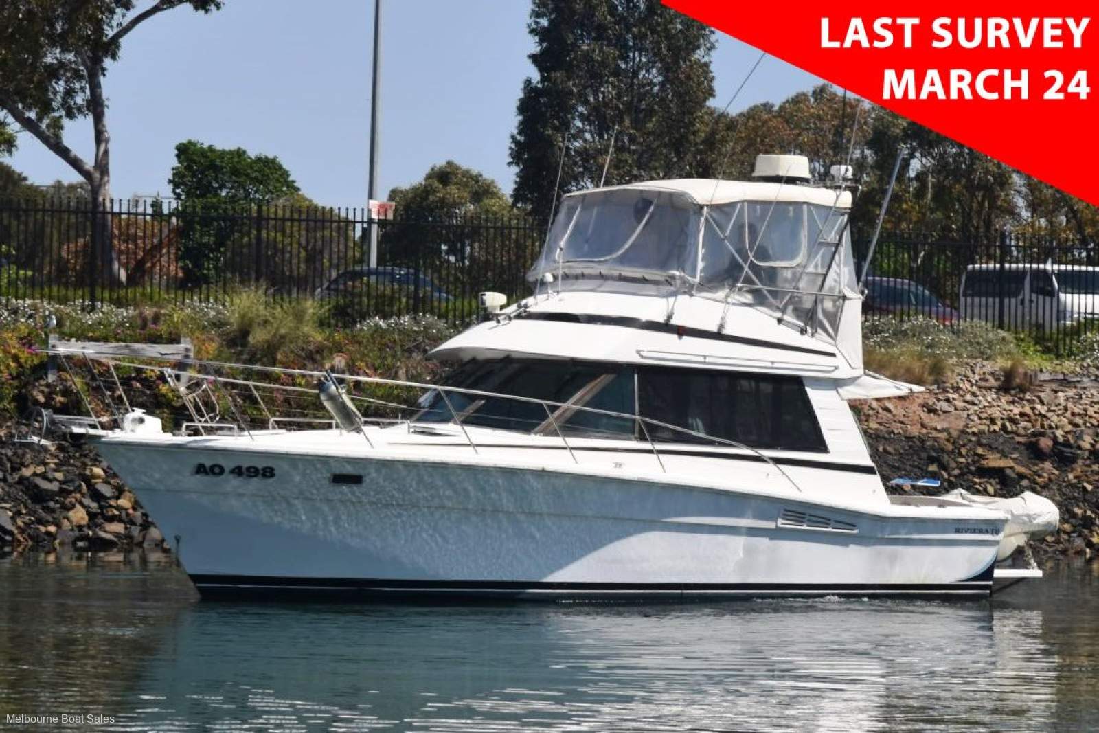 Riviera 35 Flybridge - LAST SURVEY MARCH 2024