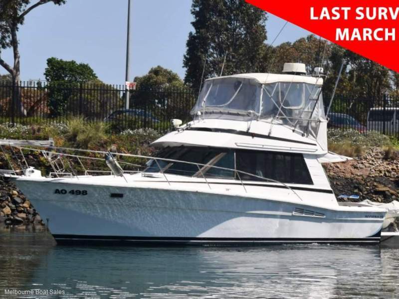 Riviera 35 Flybridge - LAST SURVEY MARCH 2024