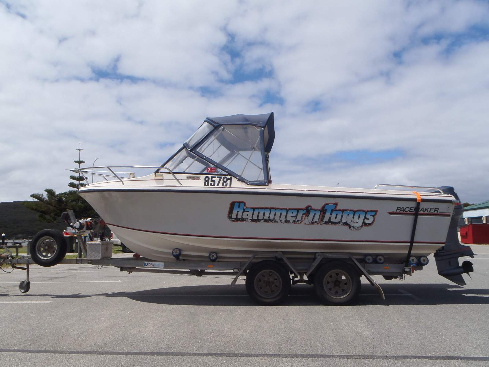 Pacemaker Charger 560 Runabout