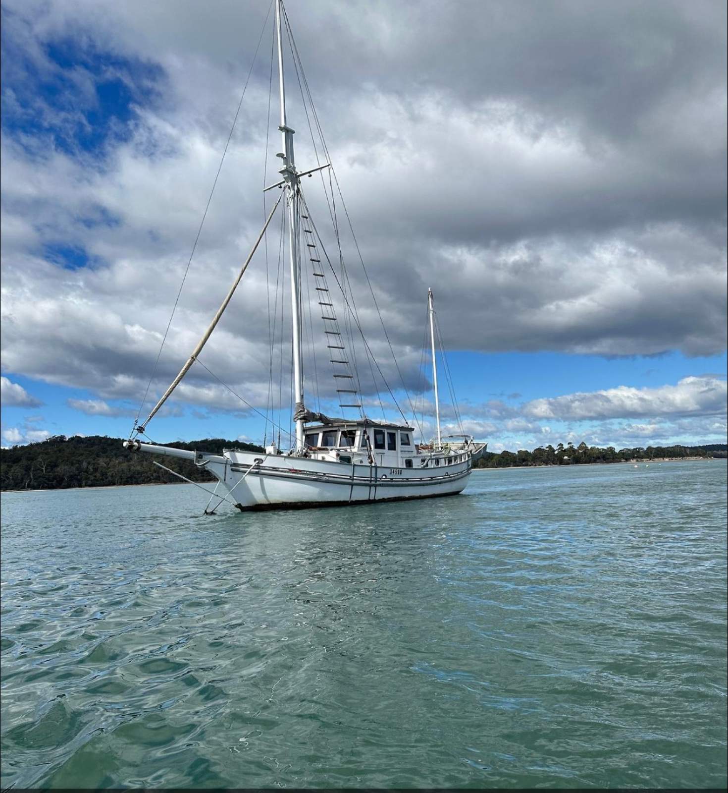 Spray 36 Beautiful live aboard motor sailor, timeless!!