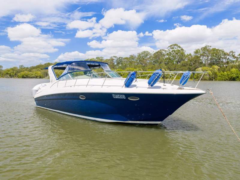 Riviera M370 Sports Cruiser