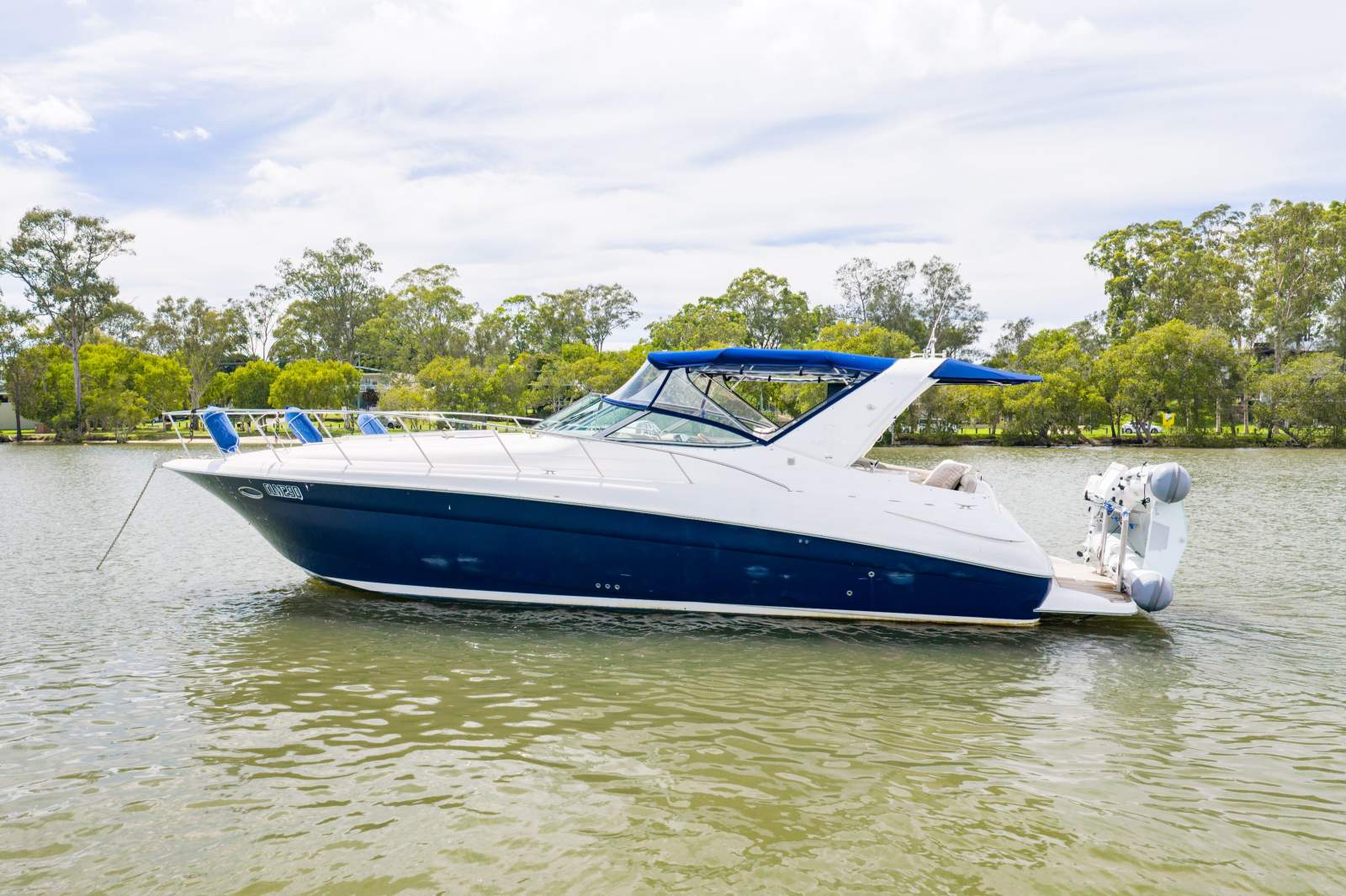 Riviera M370 Sports Cruiser