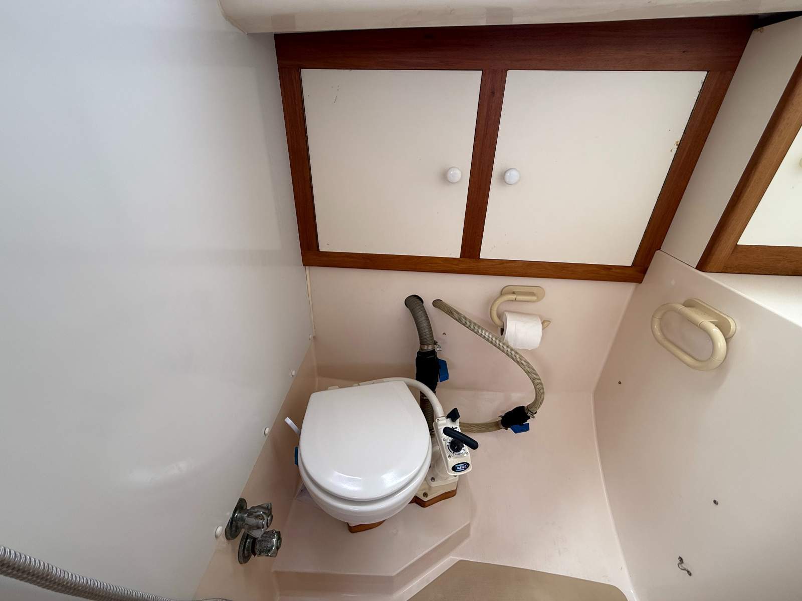 Northshore 33 Small Change