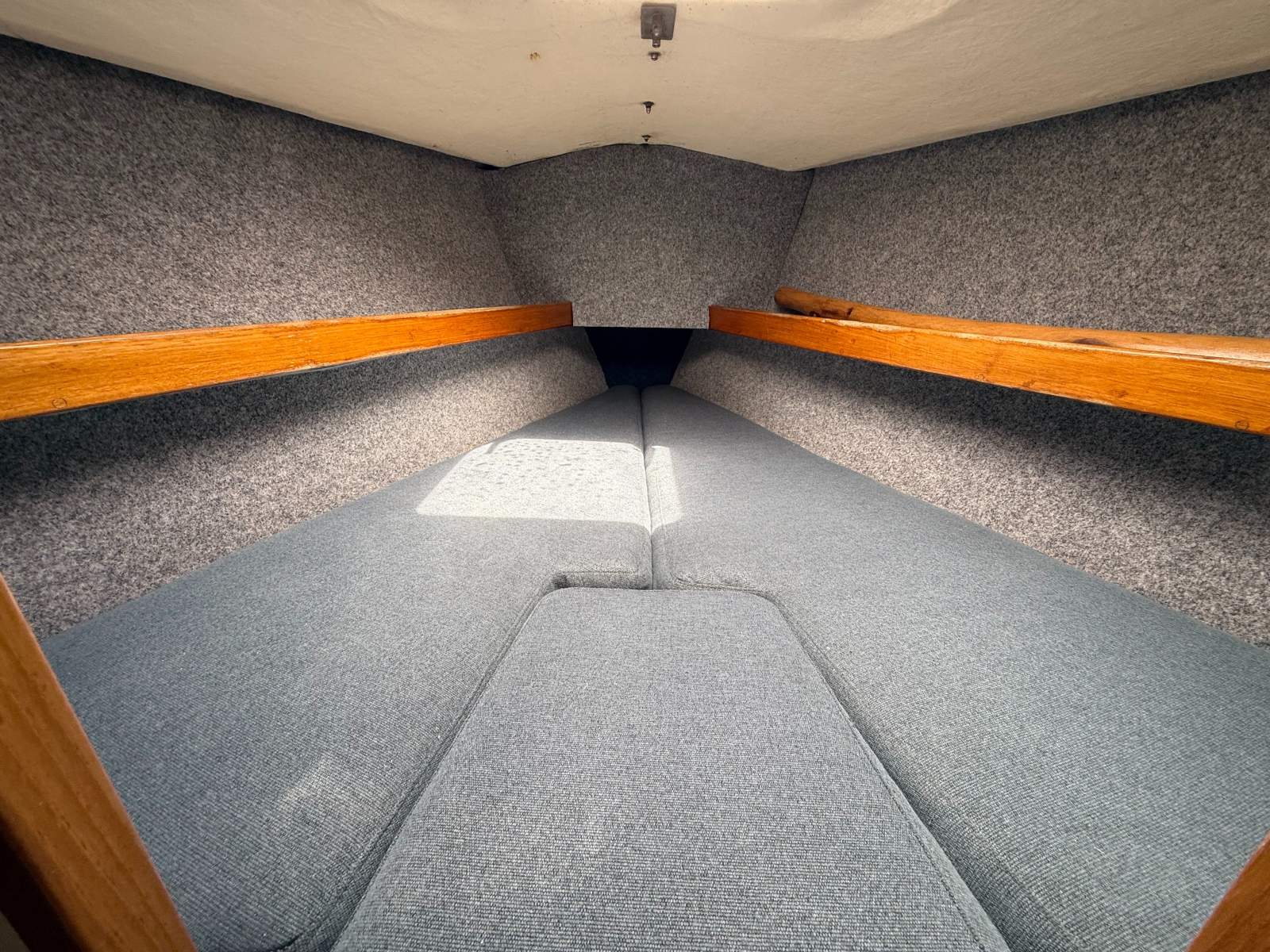 Northshore 33 Small Change