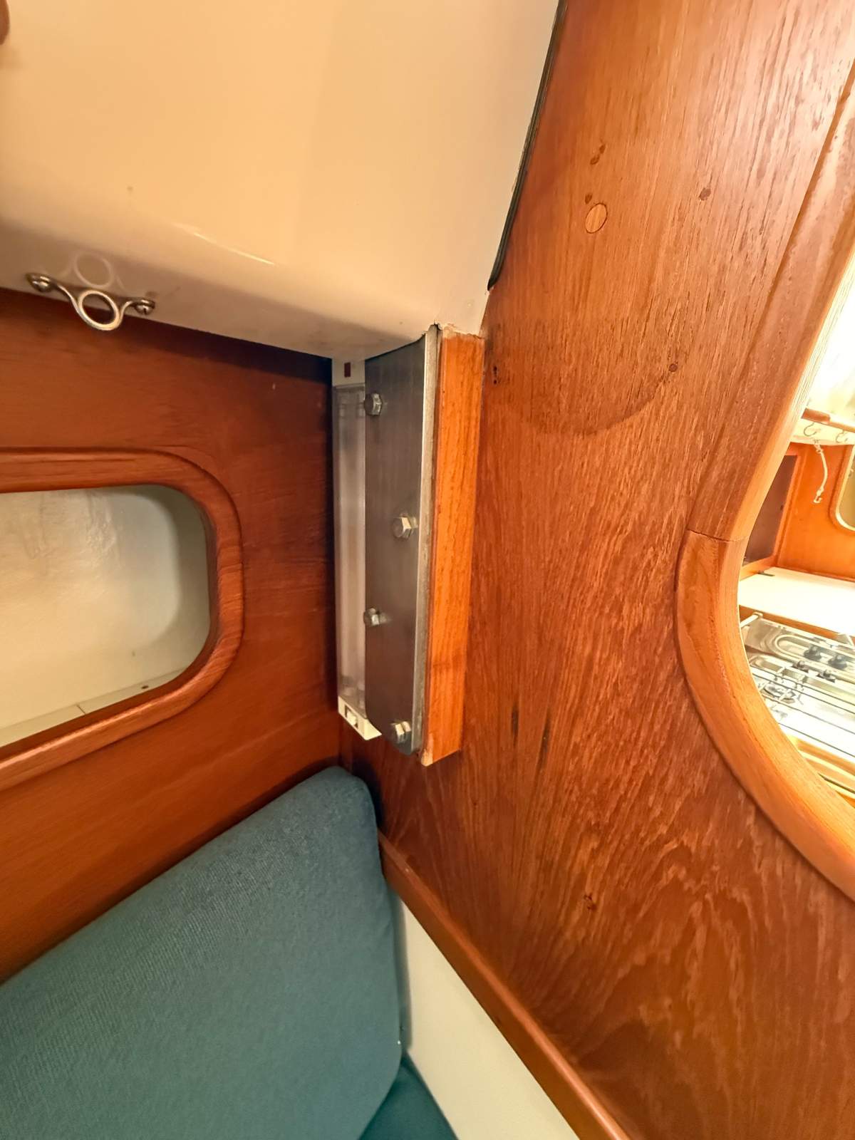 Northshore 33 Small Change