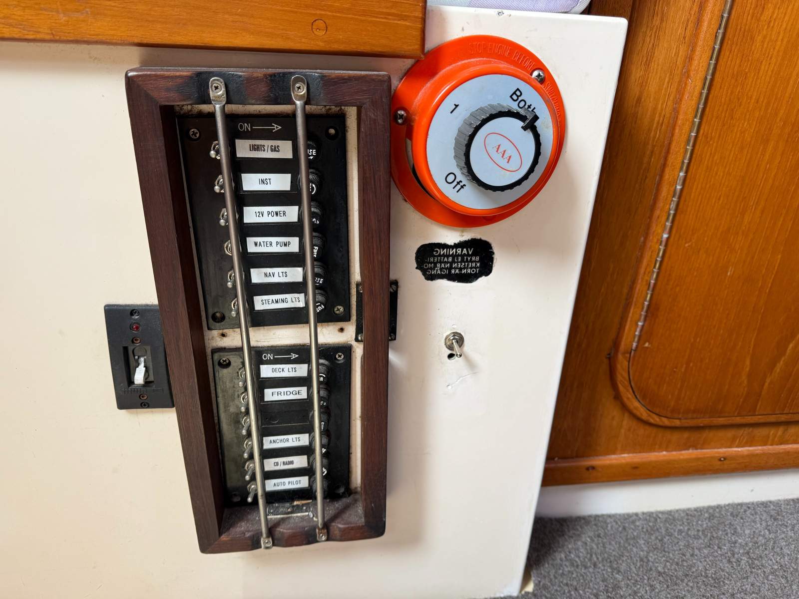 Northshore 33 Small Change