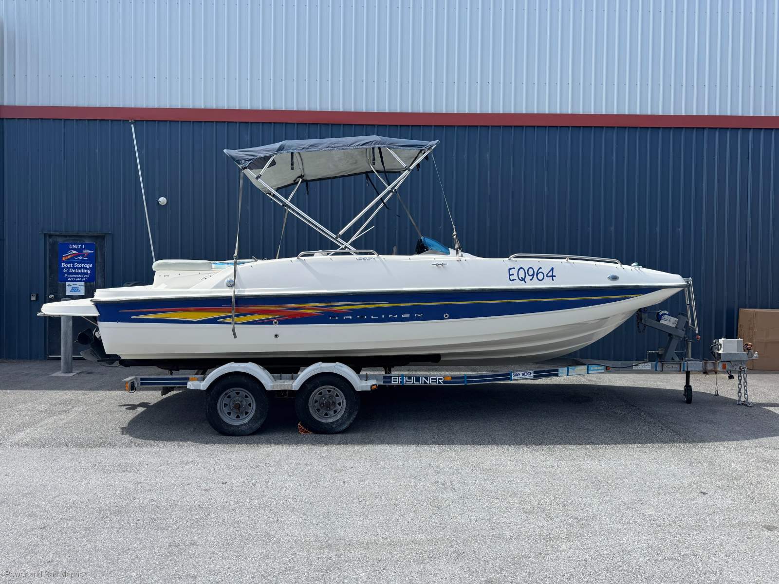 Bayliner 217 SD Fun and Sporty Bowrider