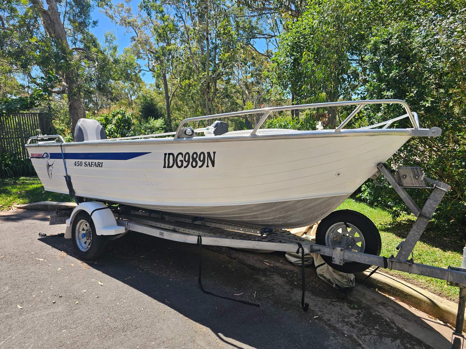 Brooker 450 Safari