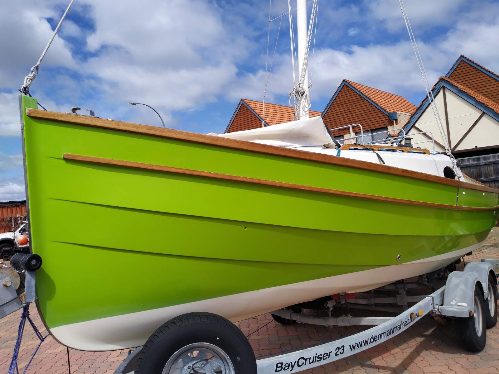 Swallow Yachts Bay Cruiser 23 SUPERBLY DESIGNED AND BUILT PERFORMANCE CRUISER!