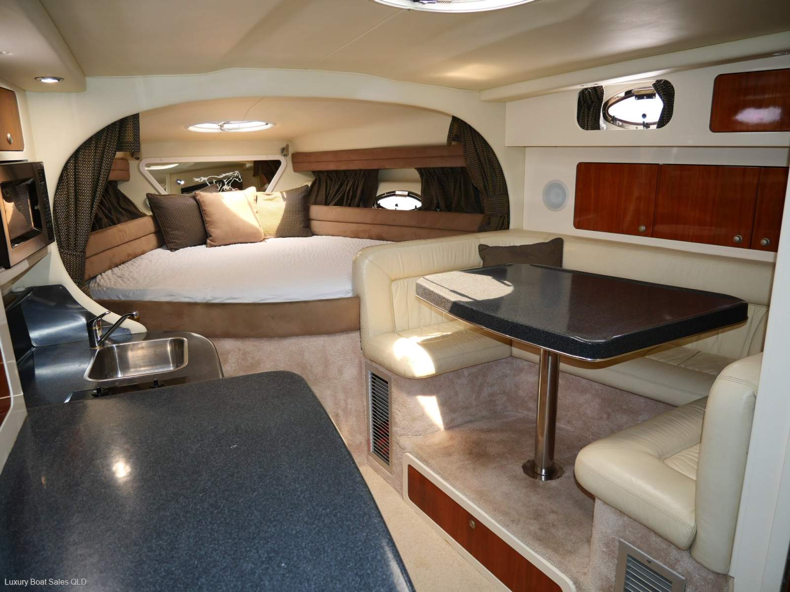 Mustang 3800 Sportcruiser