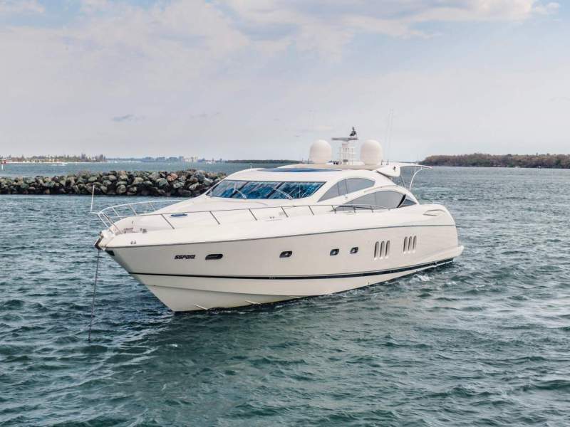 Sunseeker Predator 82