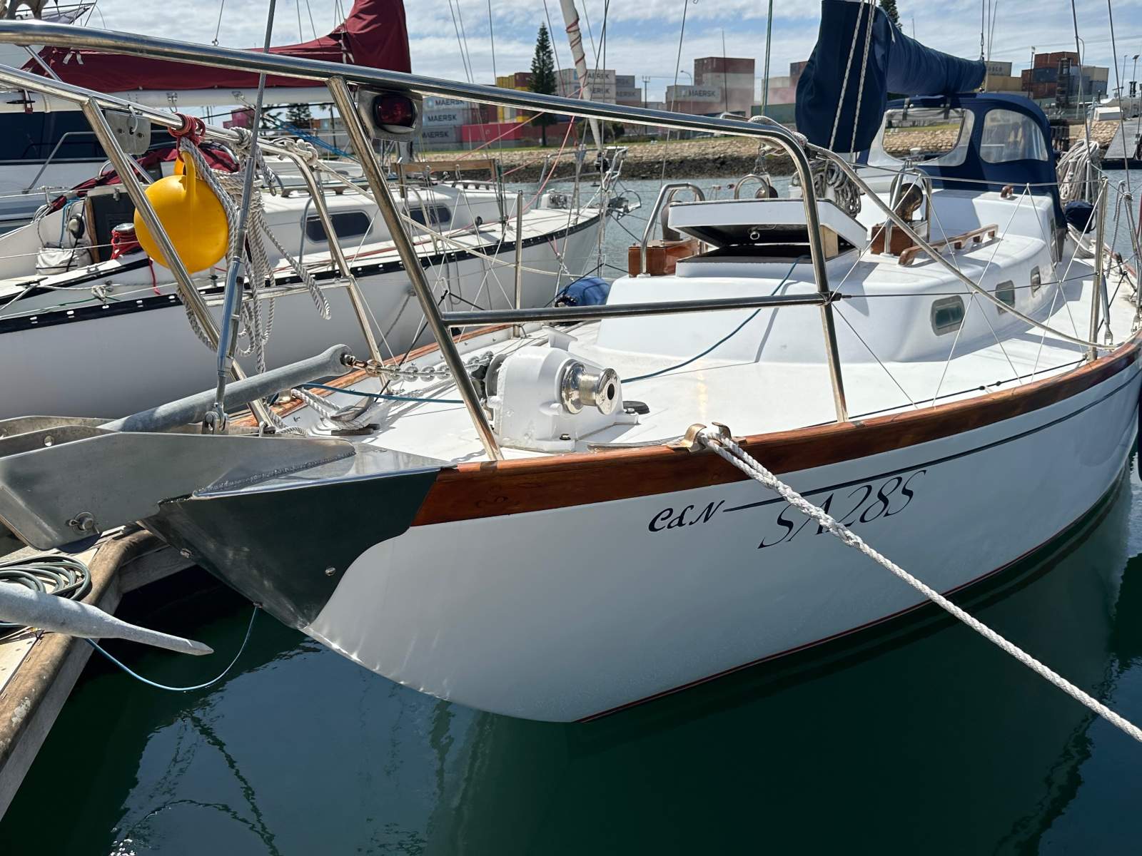 Camper & Nicholson 32