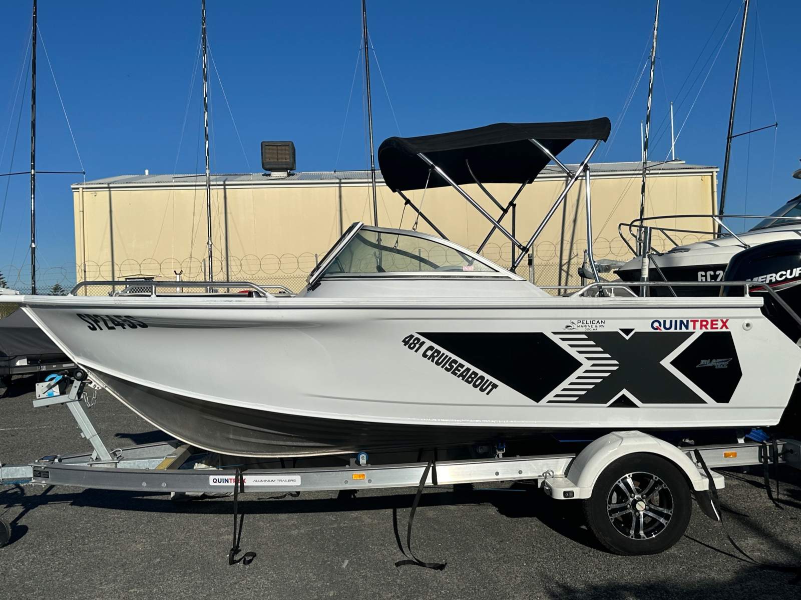 Quintrex 481 Cruiseabout