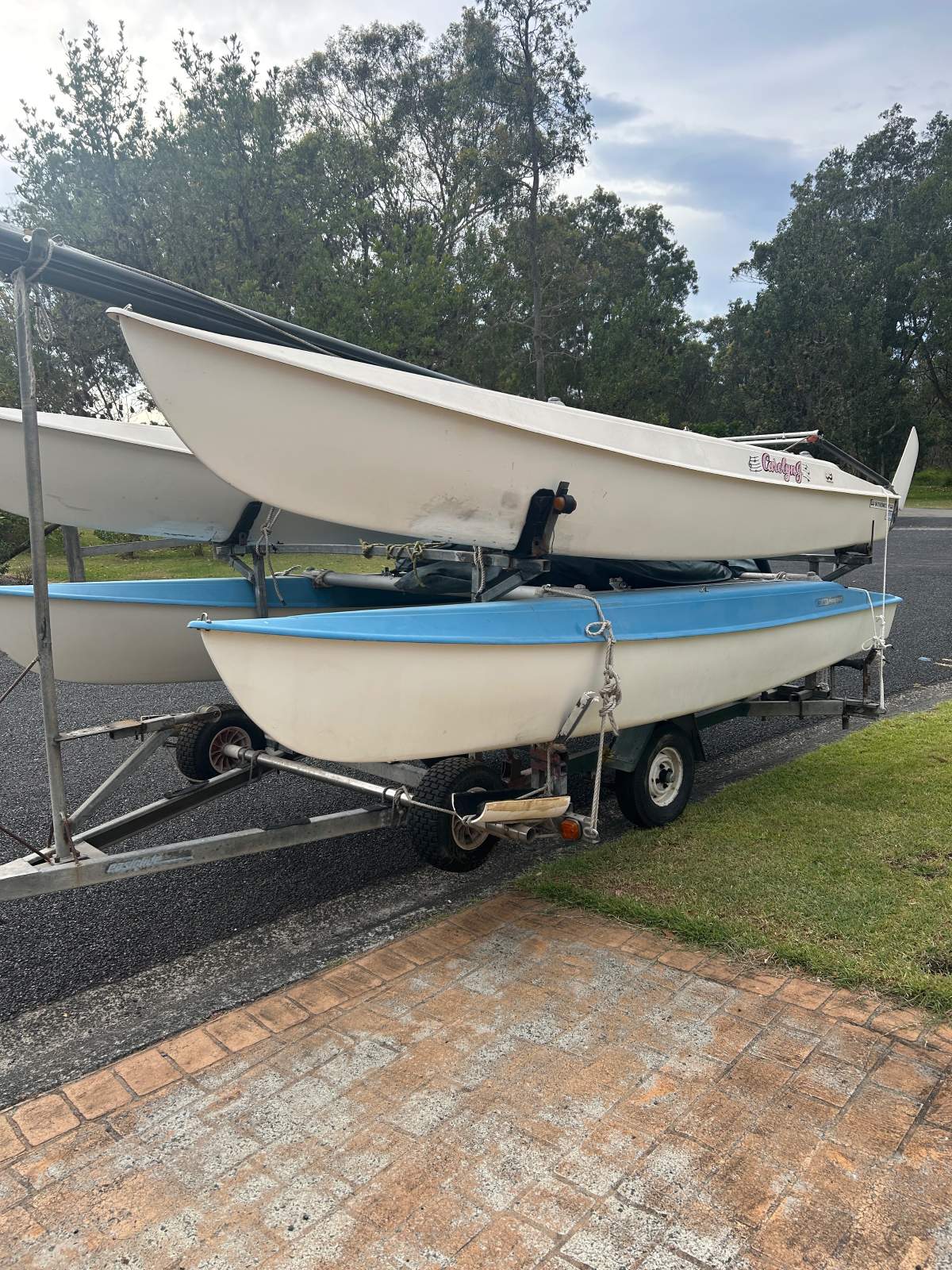 Windrush 14 Surf Cat