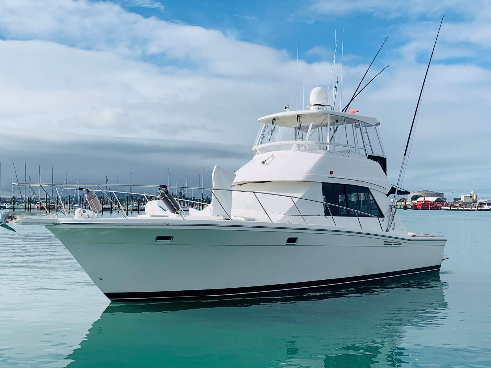 Riviera 42 Flybridge