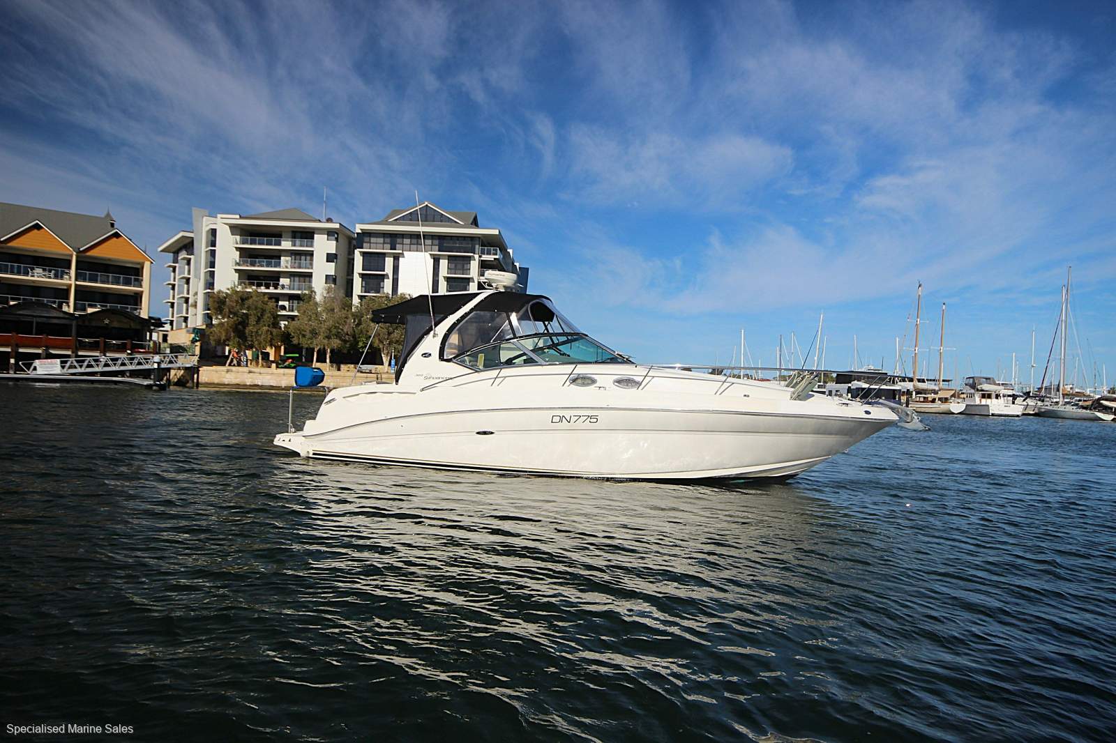 Sea Ray 355 Sundancer *** FANTASTIC VALUE *** $ 139,990 ***
