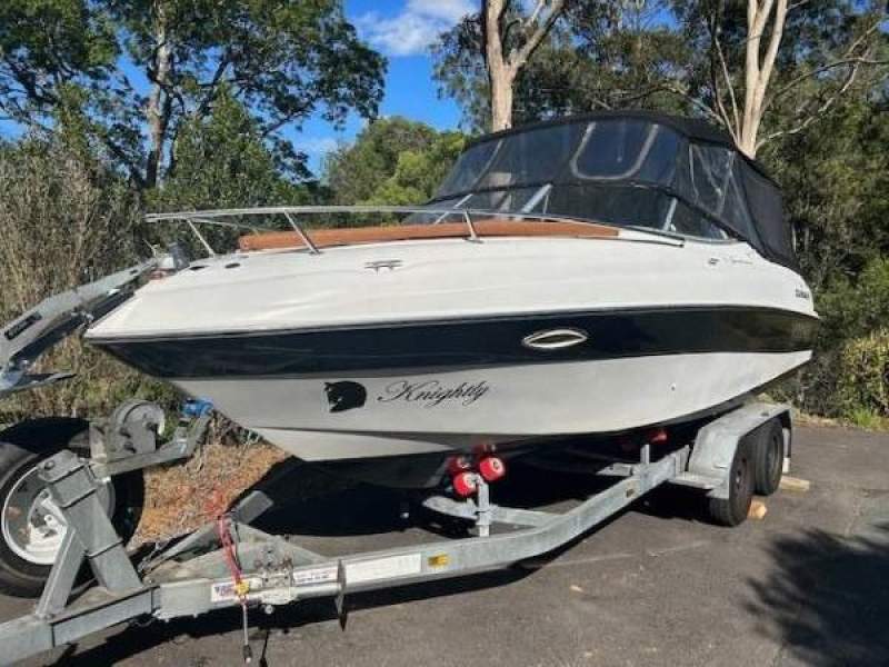 Four Winns Sundowner 225