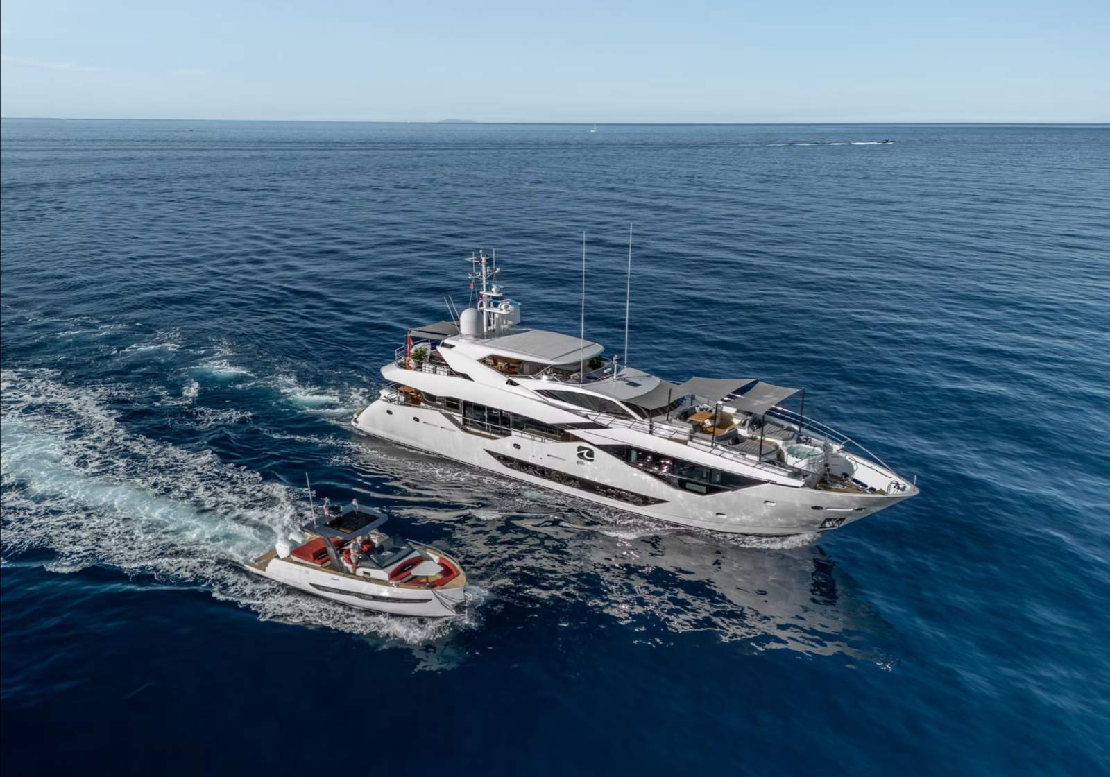 Sunseeker 116 Super Yacht