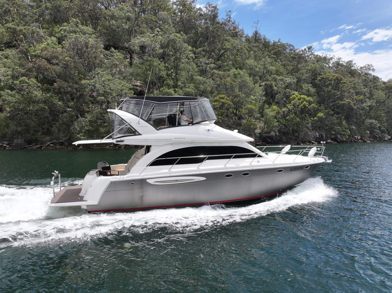 Meridian 411 Flybridge