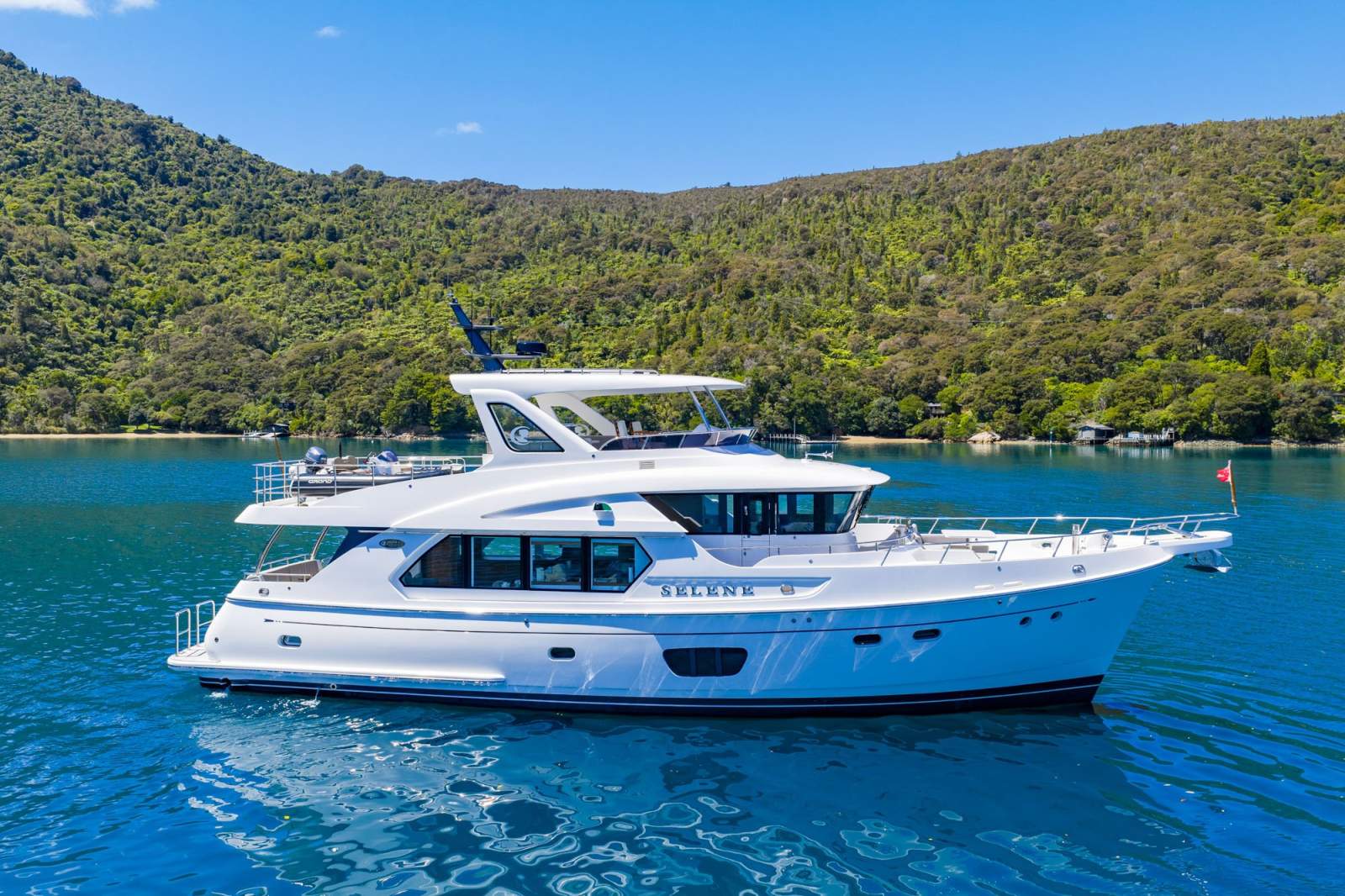 Selene 60 Ocean Explorer