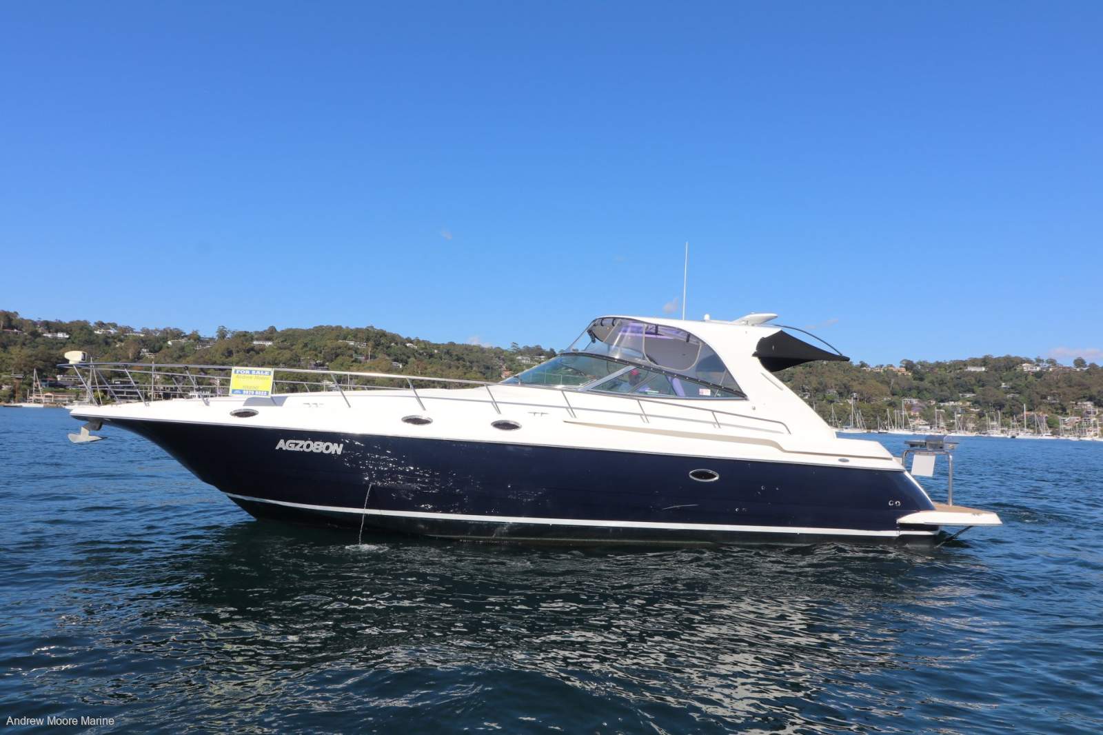 Cruisers Yachts 4270 Express