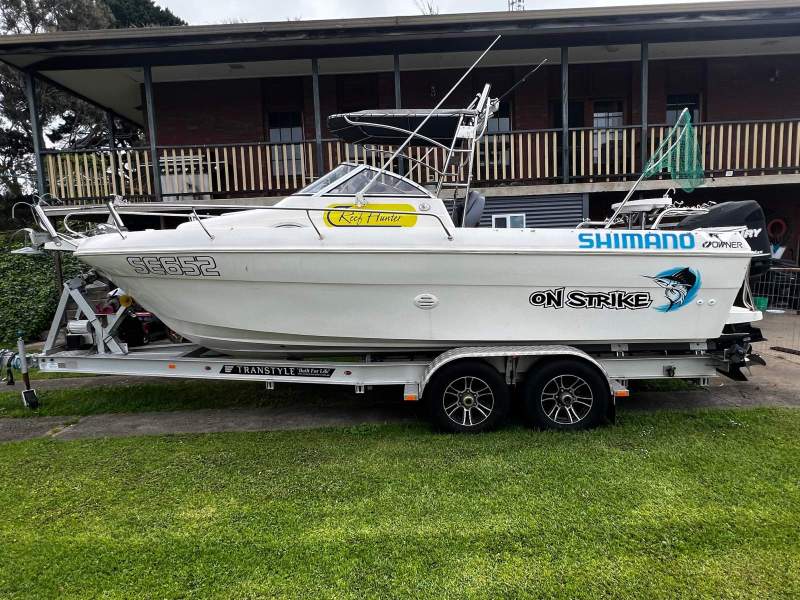 Mustang 2150 Walkaround