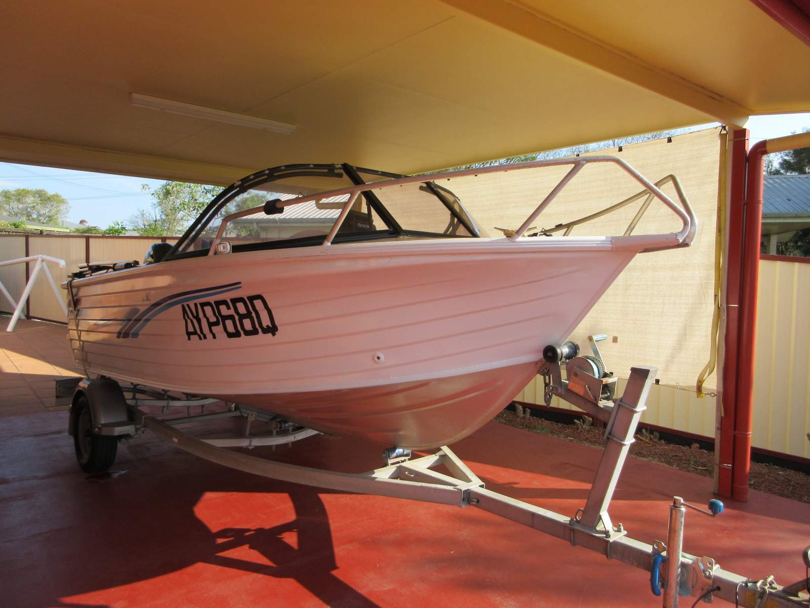 Quintrex 475 Bay Hunter Millenium Hull