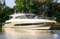 Riviera 5400 Sport Yacht Platinum Edition