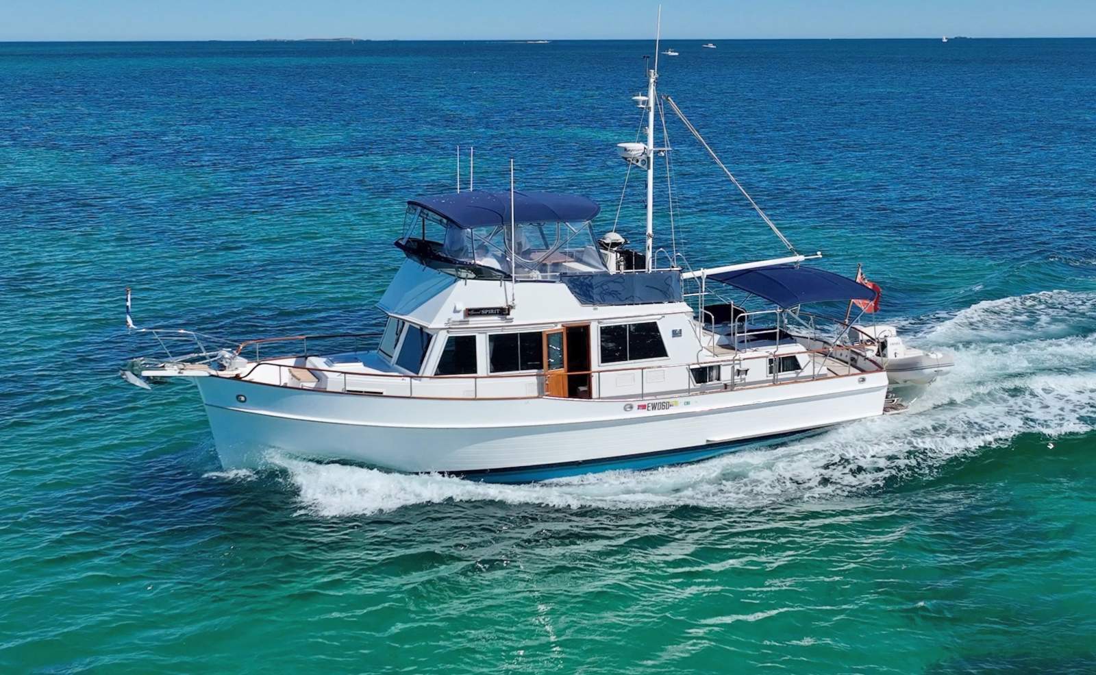 Grand Banks 42 Classic Flybridge Luxury Cruiser