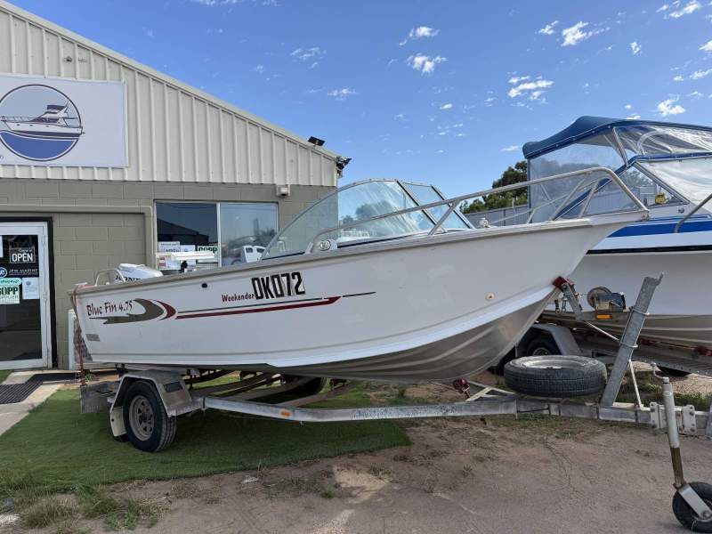 Bluefin 4.75 Weekender 4 stroke ripper boat