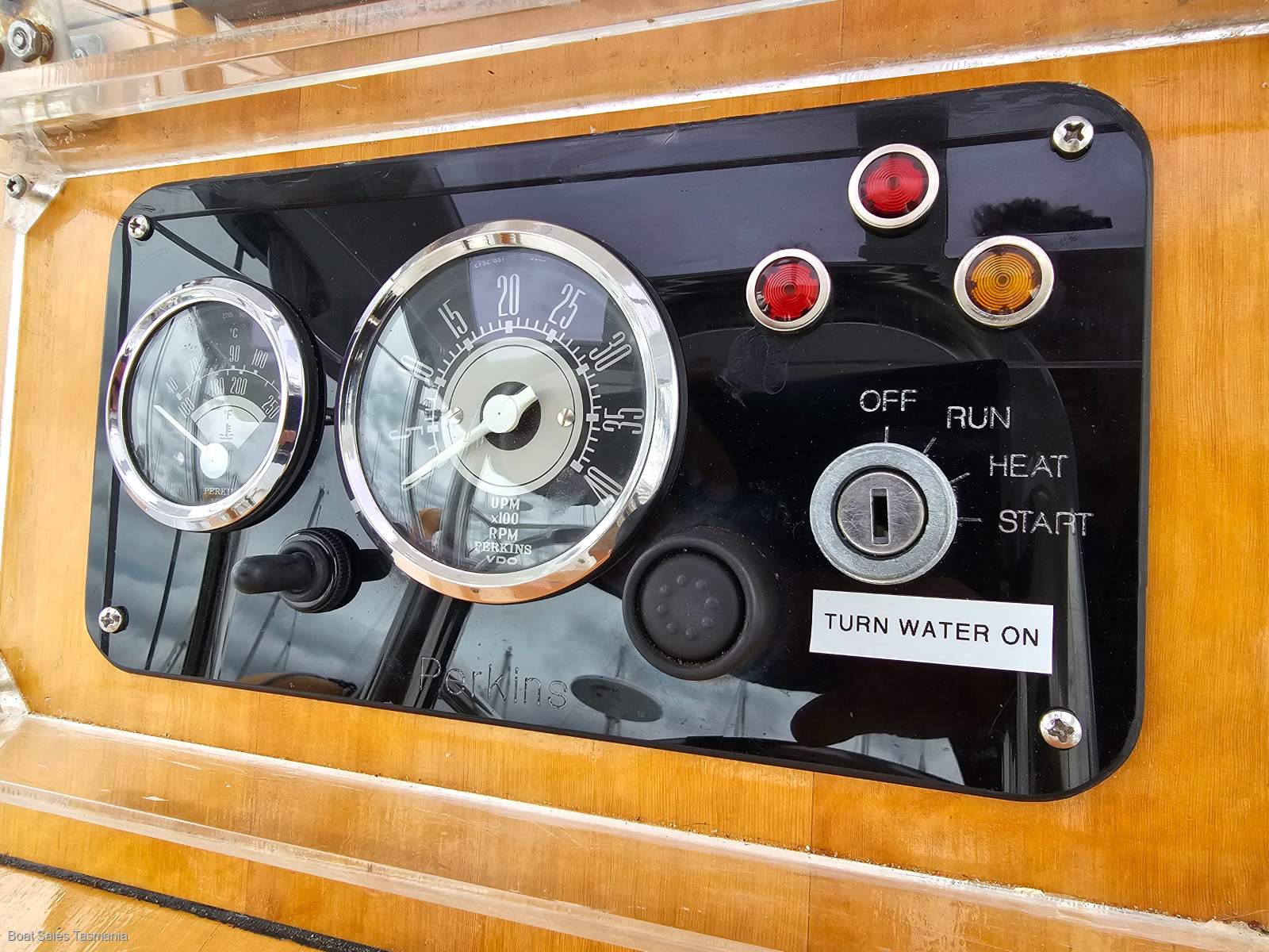 Kaufman 36 Motor Sailer Drift