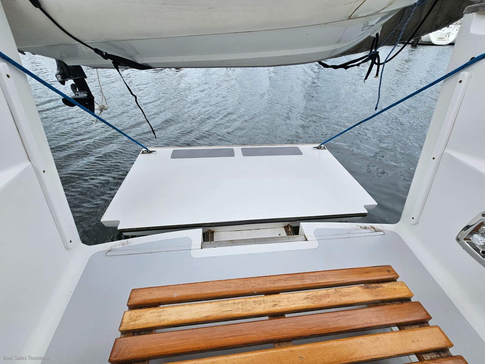 Kaufman 36 Motor Sailer Drift