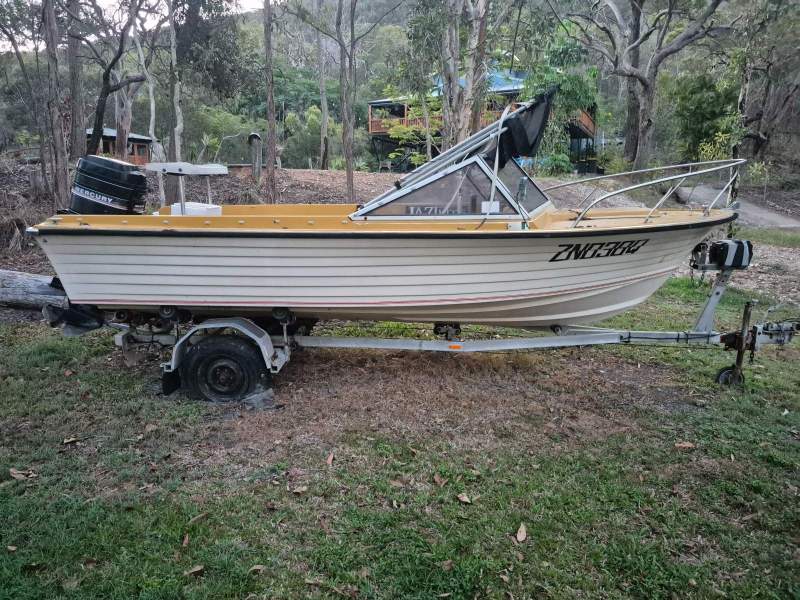 Easy Rider 166 Cuddy (1/4)