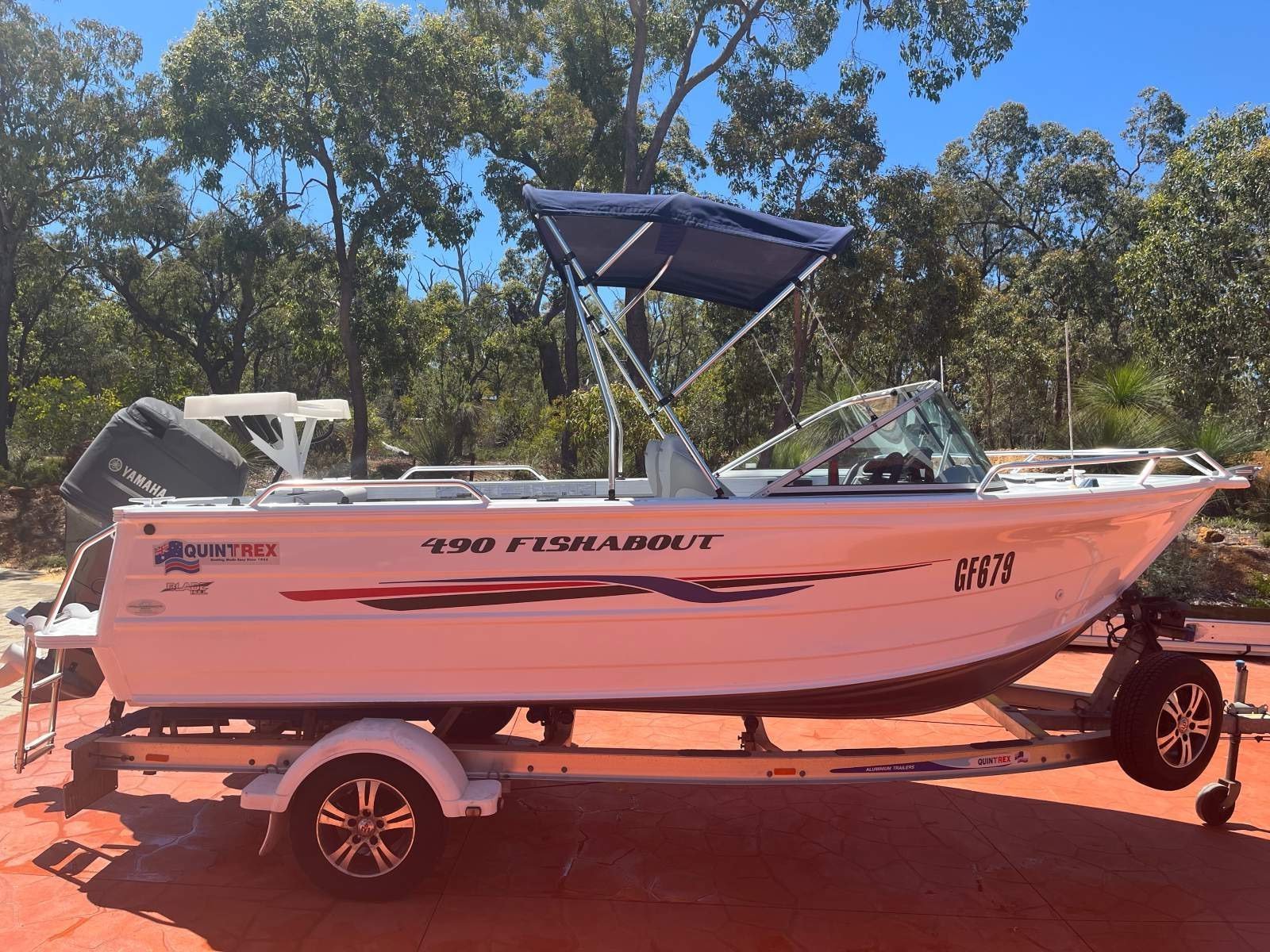 Quintrex 490 Fishabout Quintrex fishabout