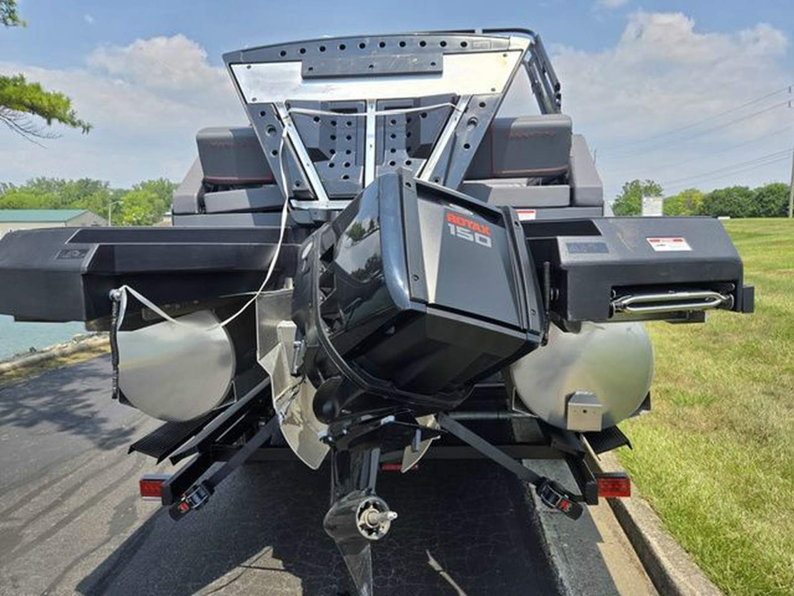 New Manitou EXPLORE 22 BENCH STEALTH