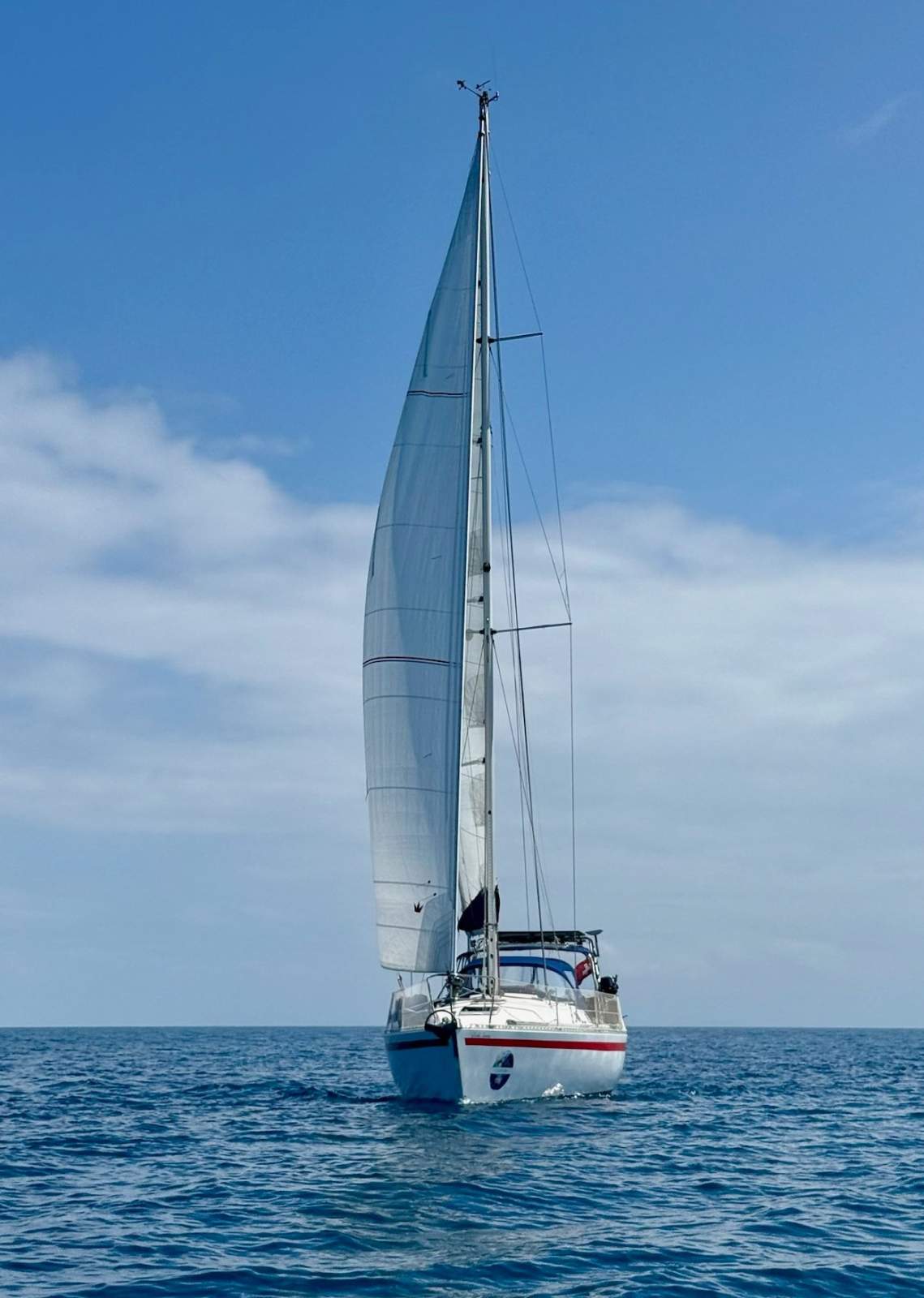 Dresport Furia 37 (39 ft) Extraordinary Cruiser ready to sail