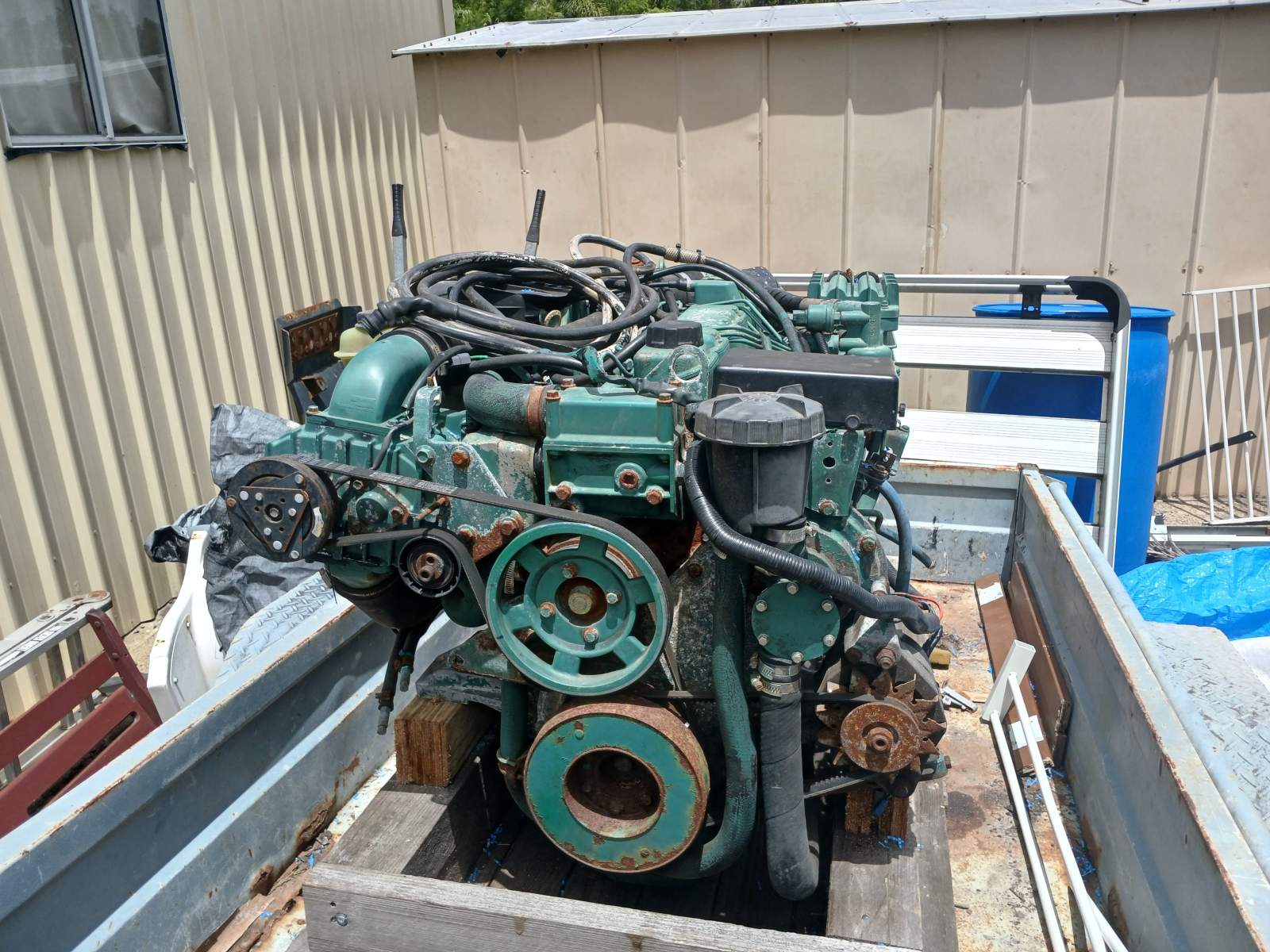 Volvo Penta 6 Cylinder Motor