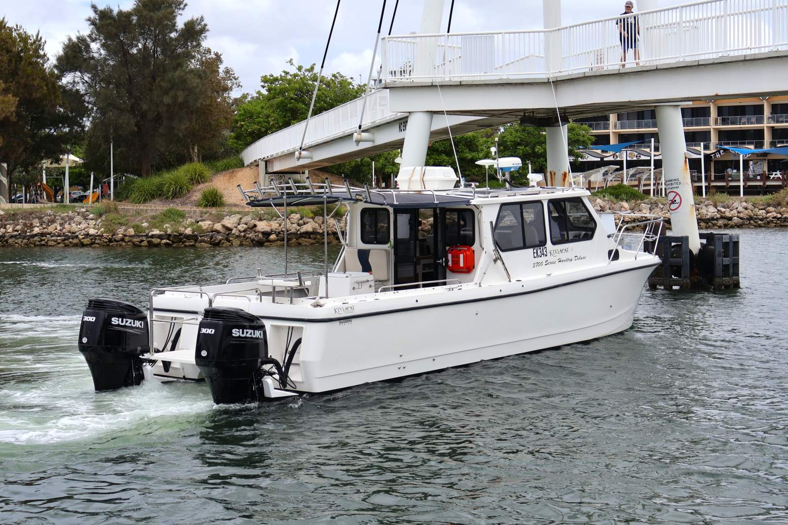 Kevlacat 3700 Hardtop Deluxe - Built for Adventure & comfort!