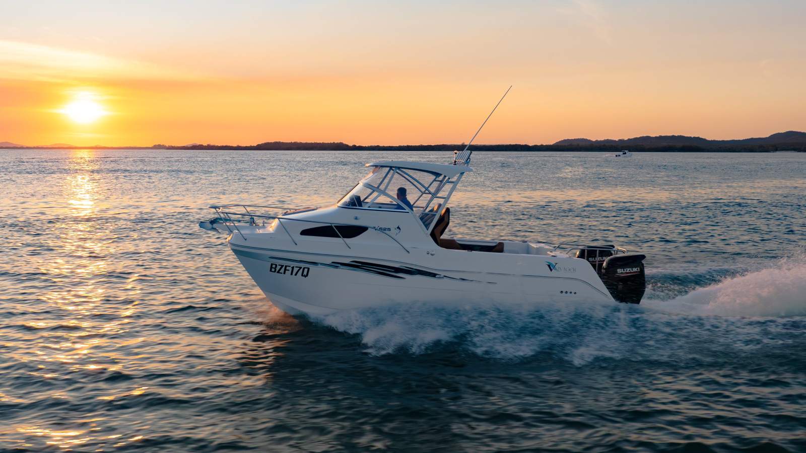 Voyager Sports Fisherman V 625 Series