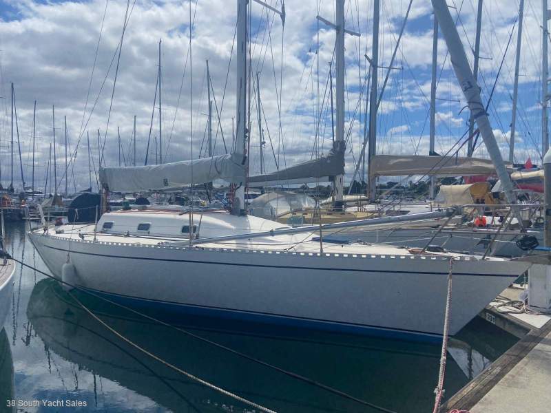 Farr 37 Robertson built