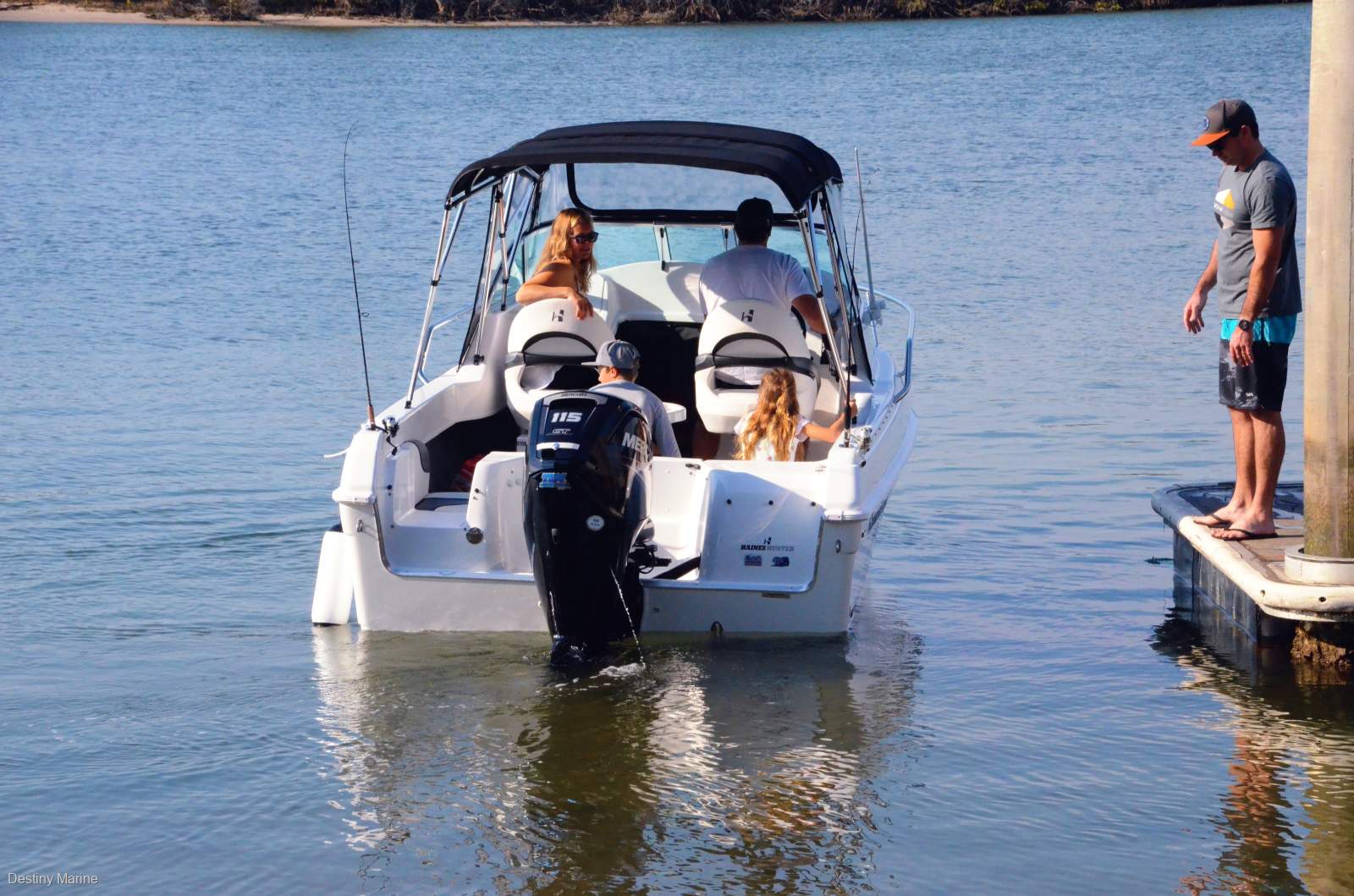 New Haines Hunter 565 Cruiser