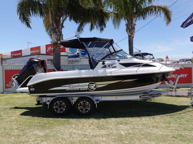 Revival 580 Offshore MERCURY 150 R V6 DTS