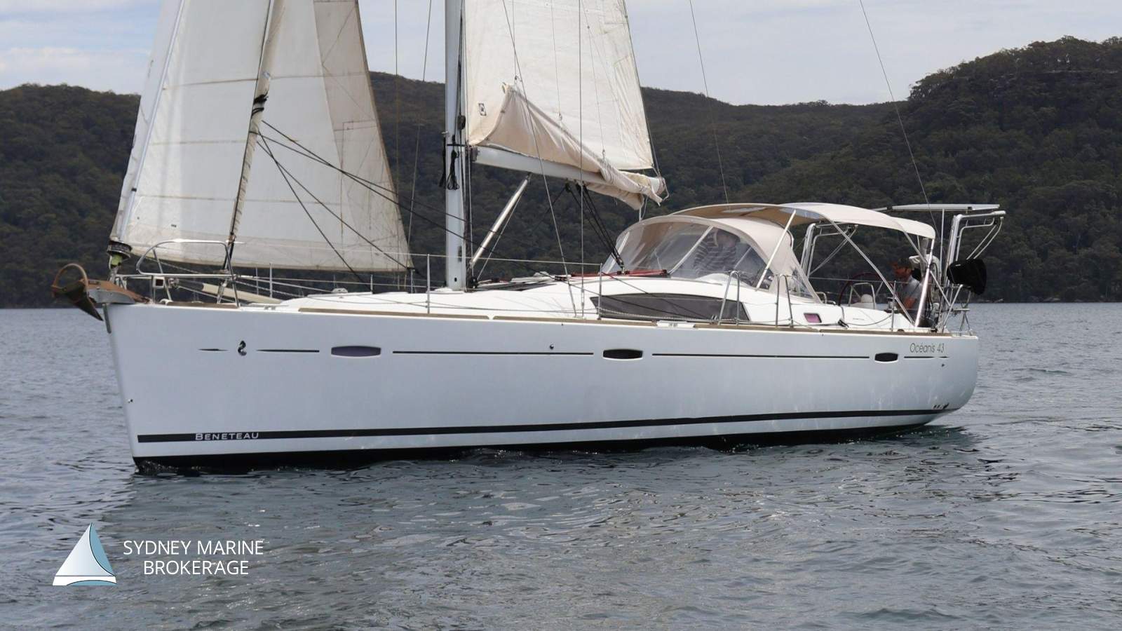 Beneteau Oceanis 43:Sydney Marine Brokerage Beneteau Oceanis 43 For Sale 1